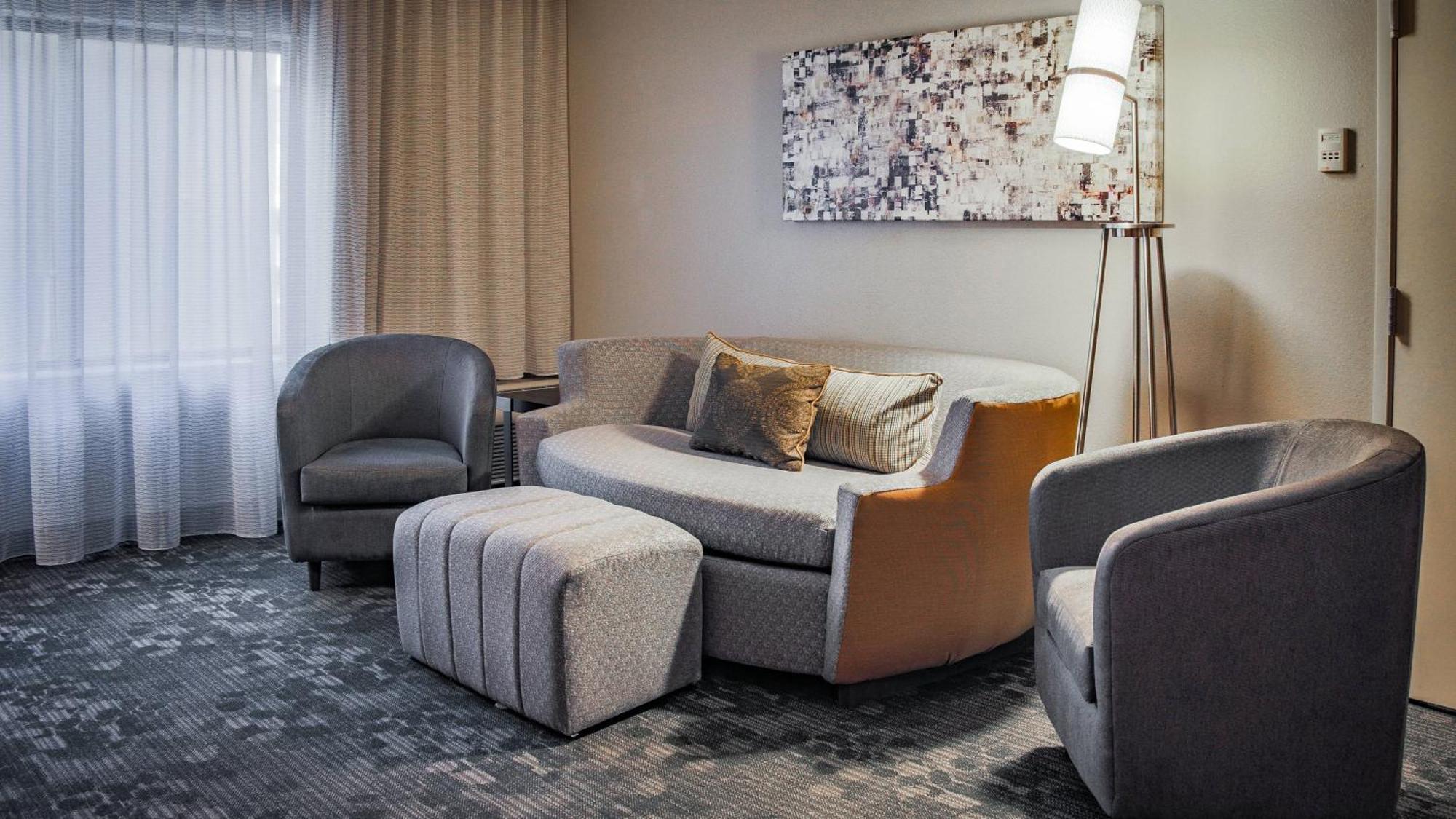 Hotel Courtyard By Marriott Norman Esterno foto