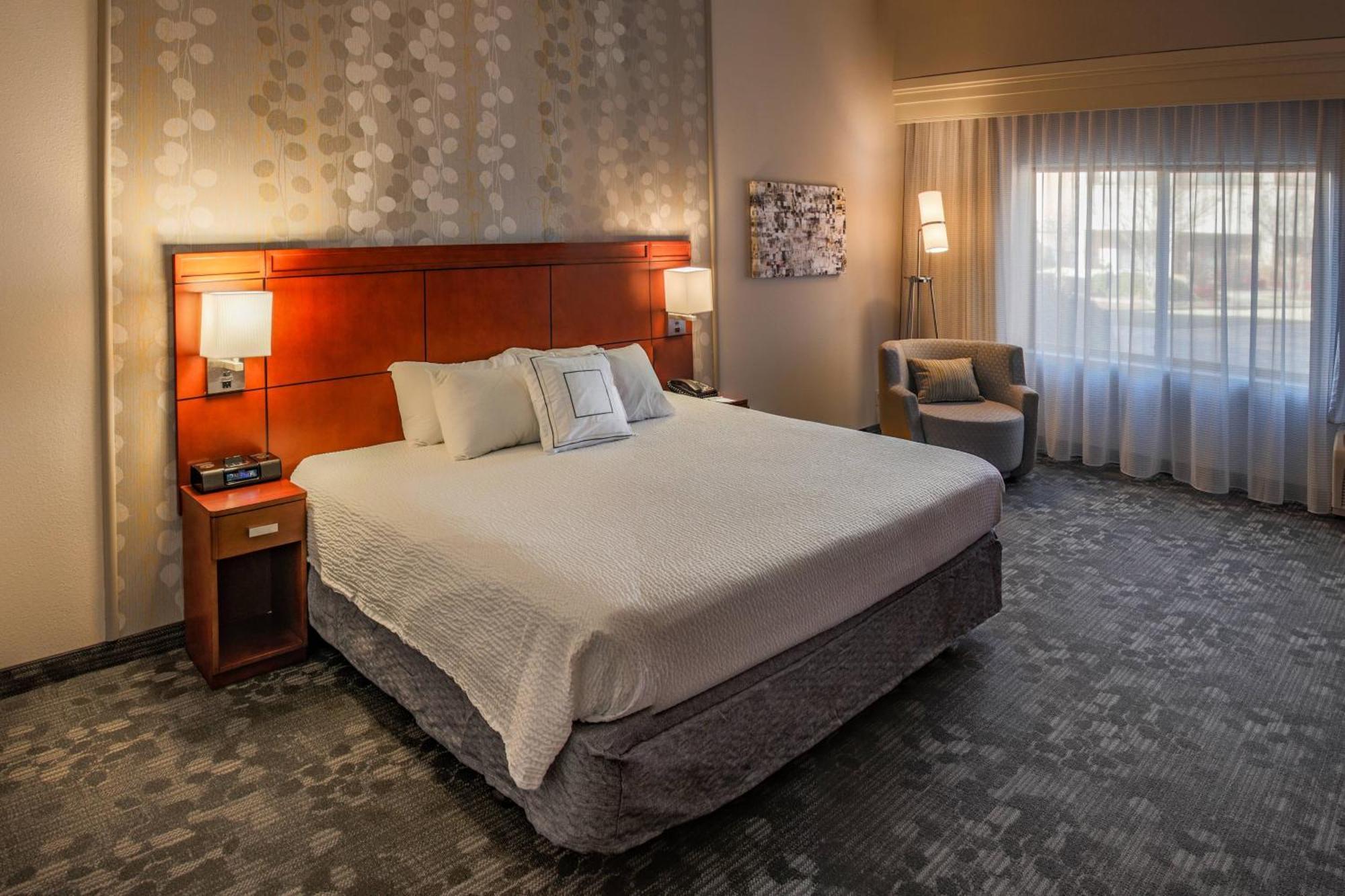 Hotel Courtyard By Marriott Norman Esterno foto
