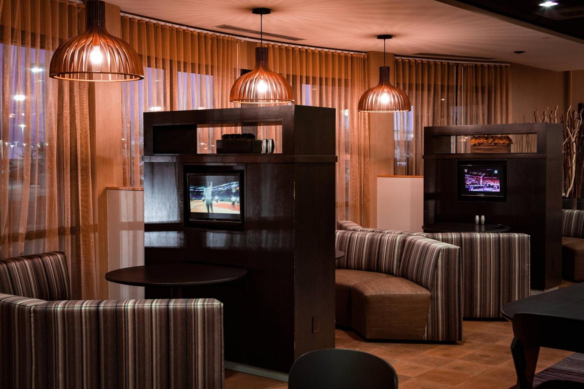 Hotel Courtyard By Marriott Norman Esterno foto