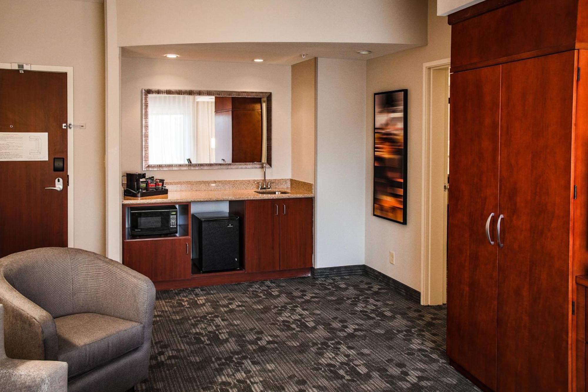 Hotel Courtyard By Marriott Norman Esterno foto