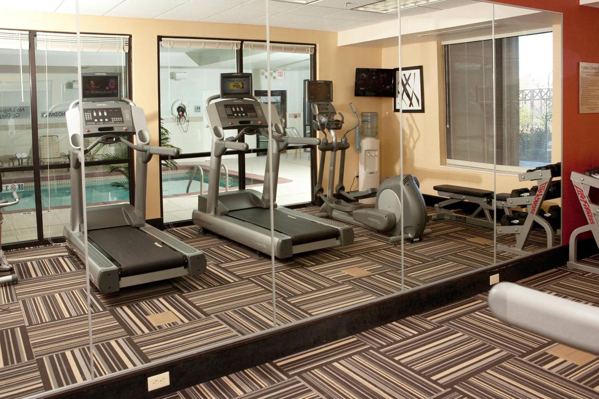 Hotel Courtyard By Marriott Norman Esterno foto