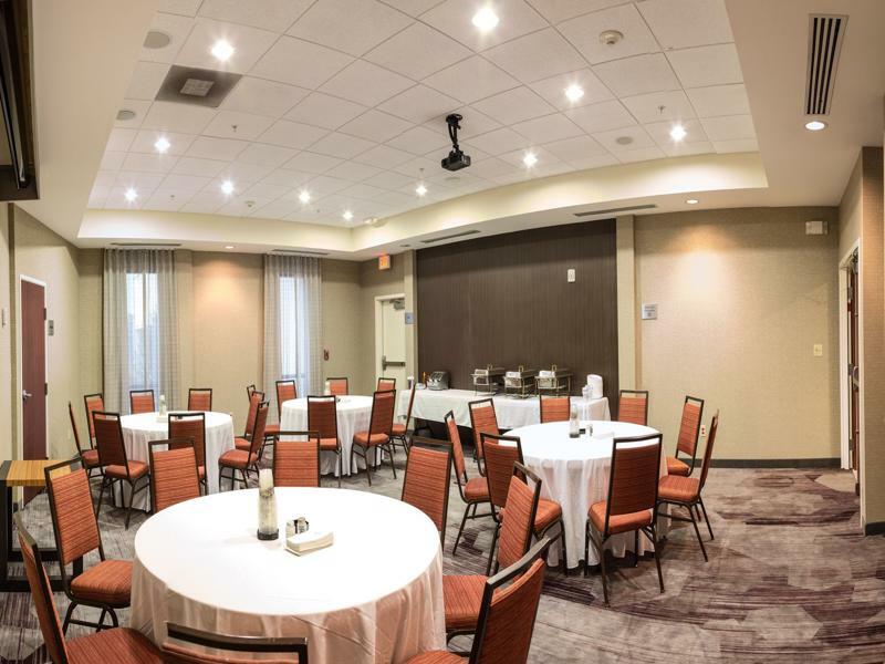 Hotel Courtyard By Marriott Norman Esterno foto